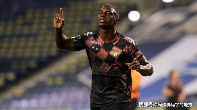 本场过后，勒沃库森赛季不败积36分、领先少赛一场的拜仁4分继续领跑积分榜；而斯图加特以31分位居第3。